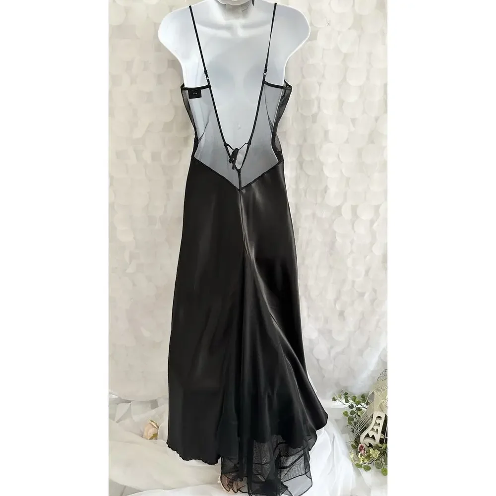 Elegant Black Lace Trim Nightgown - Picture 7 of 10